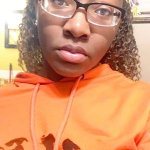 Meet your Posher, Karina